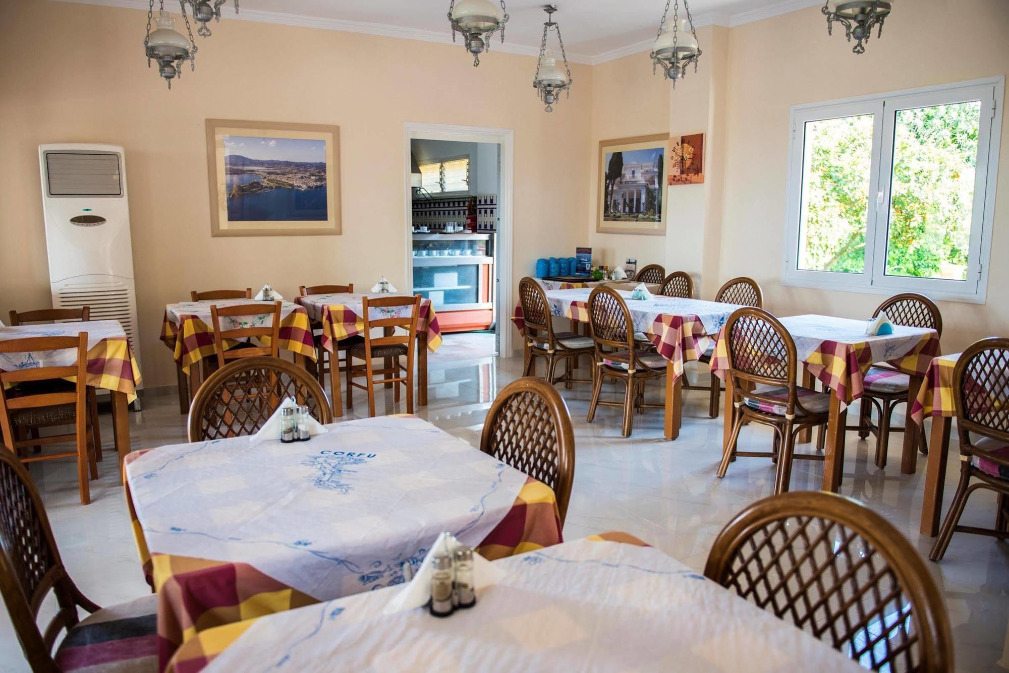 Hotel Penelope Mpoukaris Extérieur photo